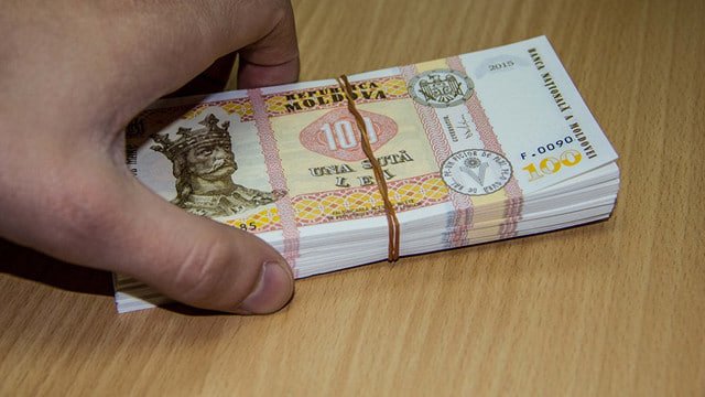 credite în moldova