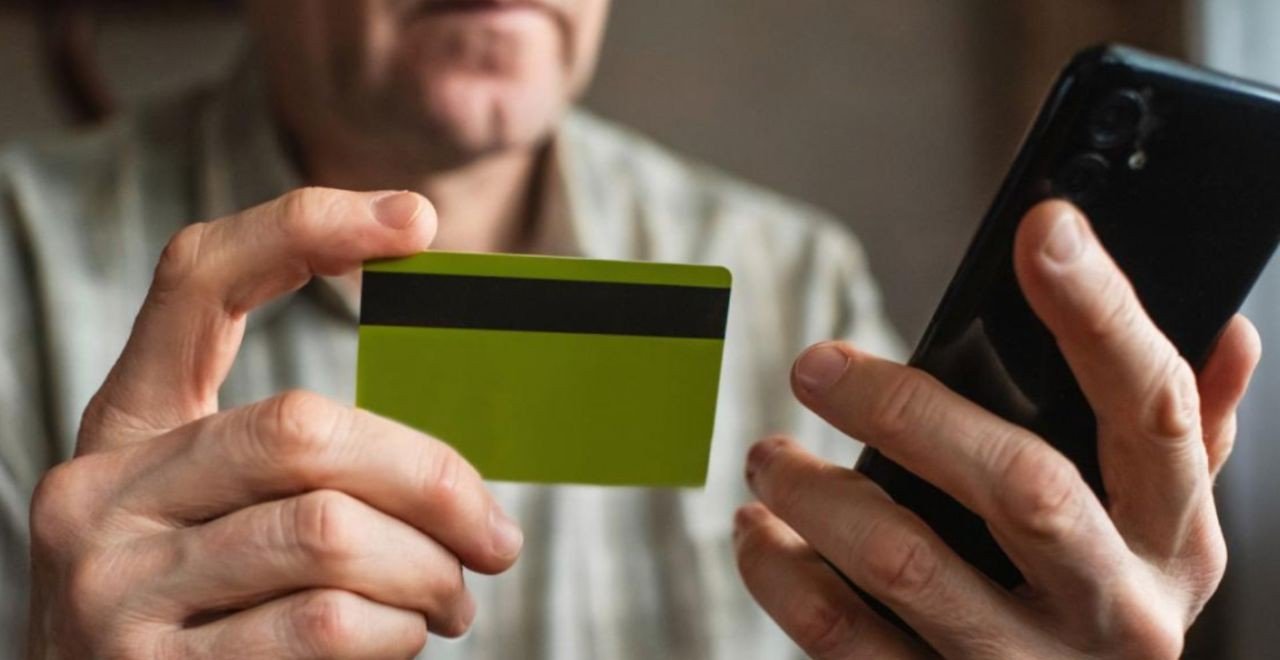 frauda-imagine-simbol