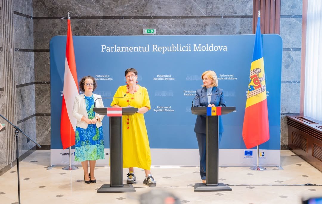 Moldova speră să înceapă negocierile de aderare la UE deja din această vară / instagram.com / gherman_doina