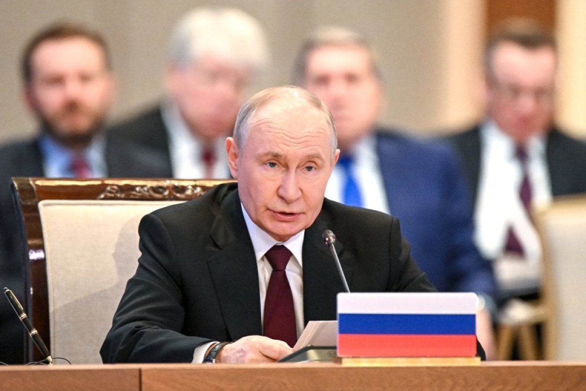 Putin avertizează Armenia asupra consecințelor apropierii de UE și comentează relațiile cu Occidentul/meduza.io