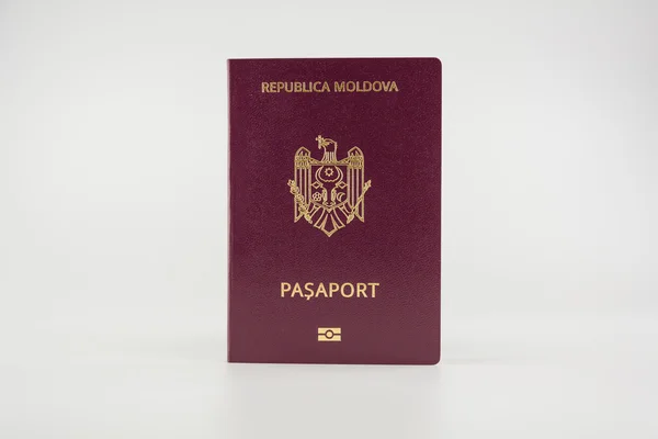 Moldova continuă alinierea documentelor la standardele UE: după buletine și permise urmează pașapoartele/depositphotos