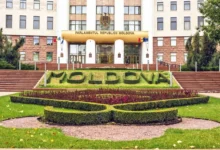 Новый регламент парламента Молдовы вызвал споры: оппозиция говорит об ограничениях, власть — о порядке / depositphotos