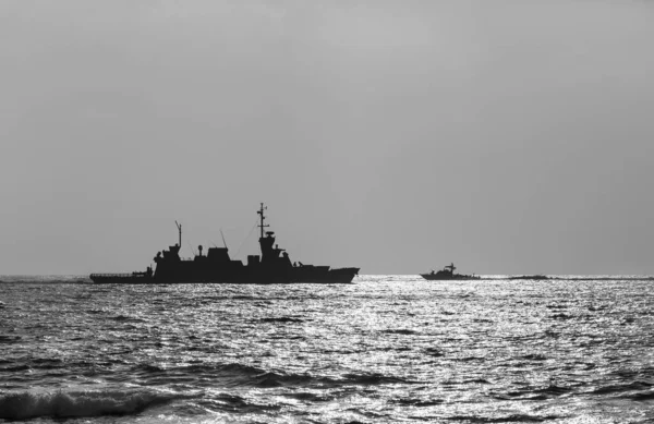 Iranul anunță desfășurarea mini-submarinelor în Strâmtoarea Hormuz/depositphotos