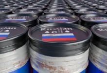 UE ar putea îngheța revizuirea plafonului de preț pentru petrolul rusesc din cauza tensiunilor din Orientul Mijlociu/depositphotos