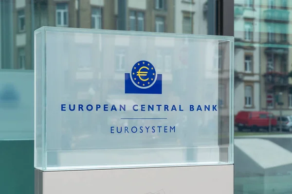 BCE majorează dobânzile pentru prima dată în ultimii trei ani pe fondul crizei din Orientul Mijlociu/depositphotos