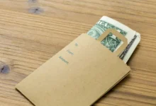 În Republica Moldova, cadourile și bonusurile de peste 10.000 de lei vor fi monitorizate de autoritățile fiscale/depositphotos