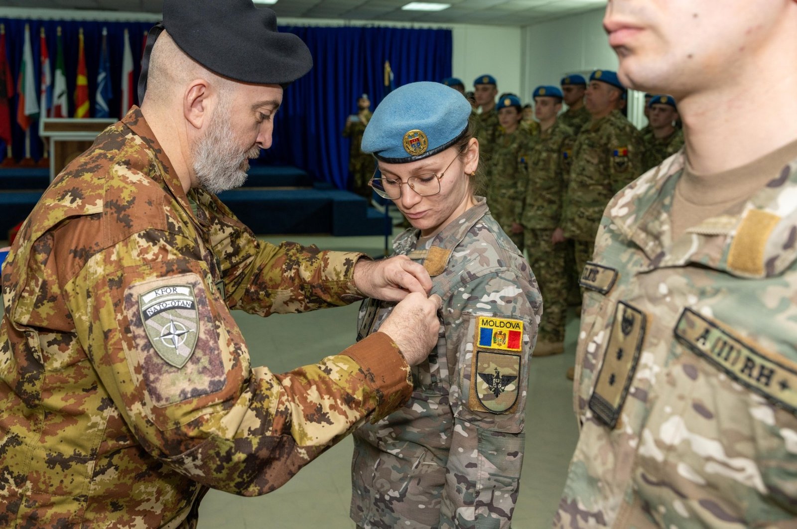 Un nou contingent de militari moldoveni a început misiunea de menținere a păcii KFOR în Kosovo / moldpres.md