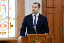 Premierul Vasile Tofan propune reducerea numărului de zile libere oficiale/logos-pres.md
