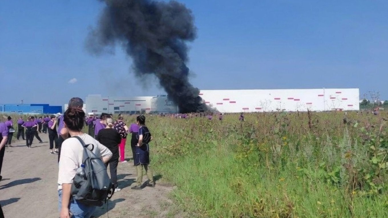 Drone ucrainene au atacat din nou un depozit Wildberries din Rusia/themoscowtimes.com