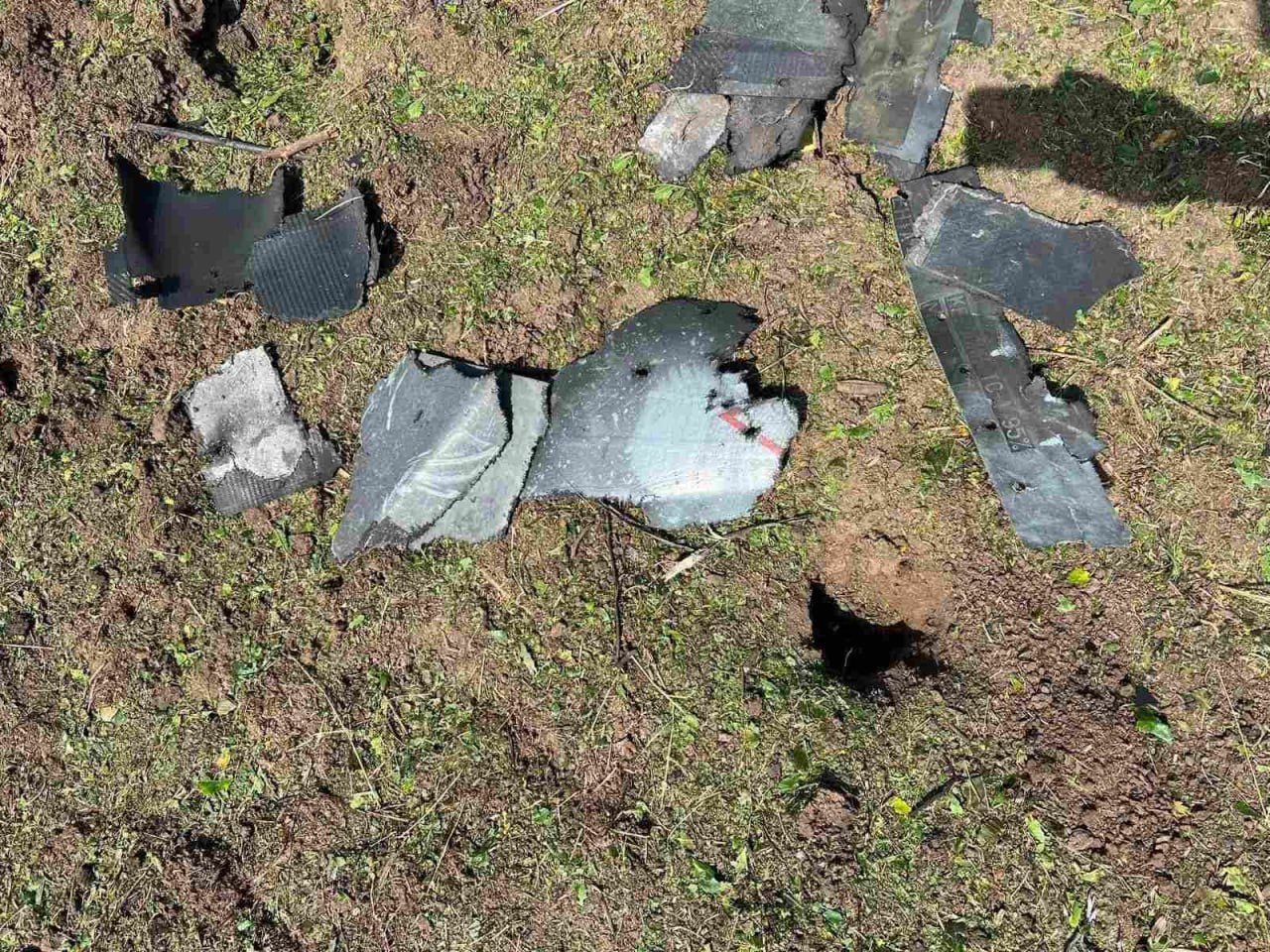 В Крокмазе упал и взорвался беспилотник: обломки повредили несколько домов/point.md