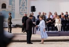 Președinta Maia Sandu, decorată de Vladimir Zelenski cu Ordinul „Cneaghina Olga”/presedinte.md