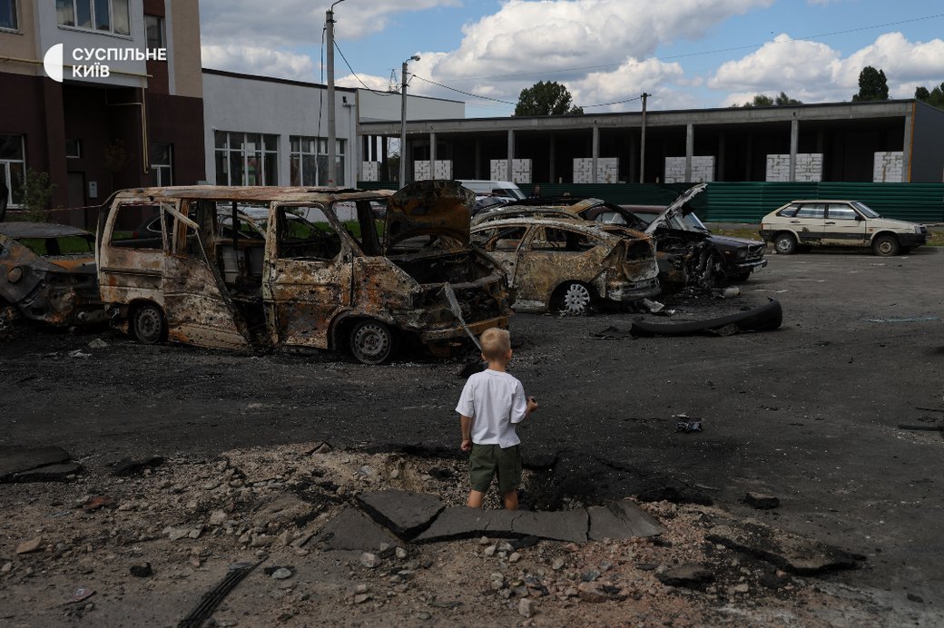 A doua zi consecutiv de atacuri: dronele rusești au avariat zeci de obiective în regiunea Kiev, o persoană a murit / suspilne.media