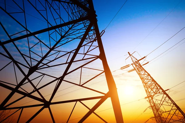 Ungaria introduce măsuri de urgență pentru economisirea energiei electrice din cauza caniculei/depositphotos