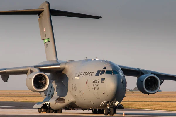 Rusia a emis o avertizare privind lansarea unei rachete: un avion militar american și-a schimbat ruta spre Antarctica / depositphotos