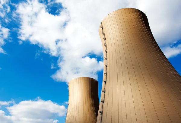 România introduce noi măsuri pentru răcirea singurei centrale nucleare/depositphotos