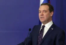 Medvedev i-a numit „idioți” pe tinerii ruși care se opun autorităților / depositphotos