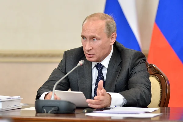 Путин пригрозил задержанием европейских судов в ответ на действия ЕС / depositphotos