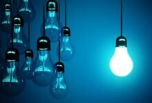 Ministerul Energiei îndeamnă cetățenii să reducă consumul de energie electrică în orele de vârf / depositphotos