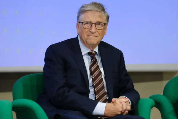 Bill Gates susține încetinirea dezvoltării inteligenței artificiale/depositphotos