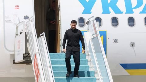 Самолёт Зеленского едва не столкнулся с беспилотником при вылете из Молдовы/rbc.ua