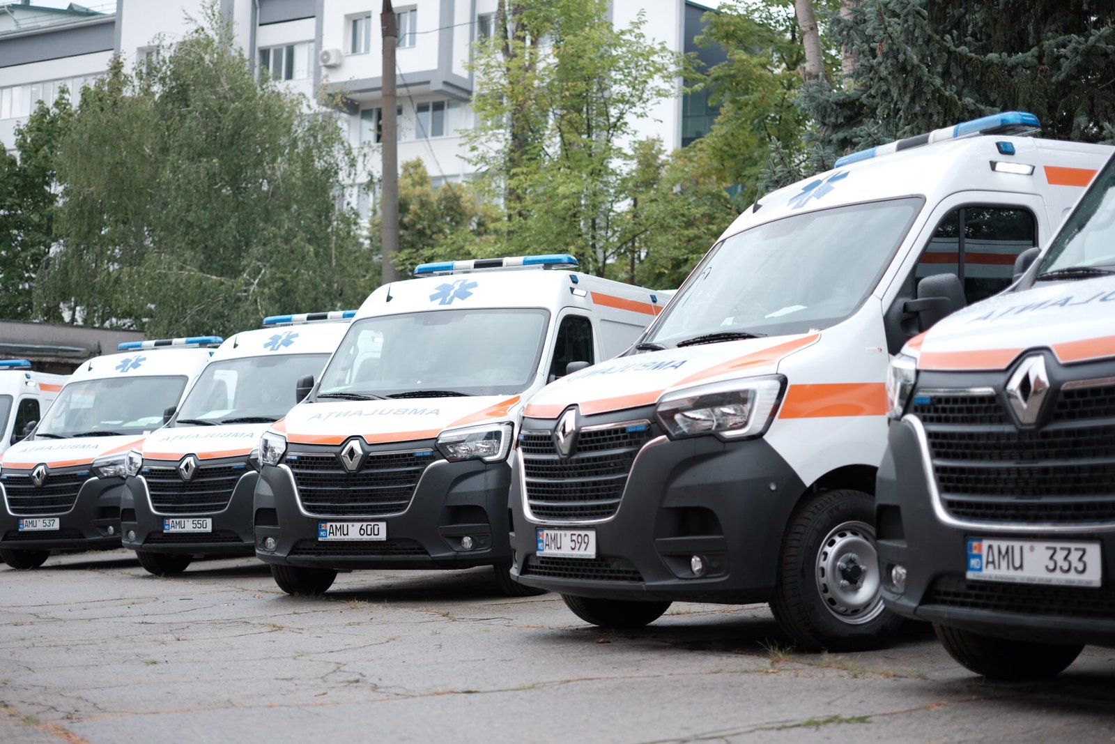 UE a alocat 540.000 de euro pentru șase ambulanțe noi destinate Republicii Moldova / social media