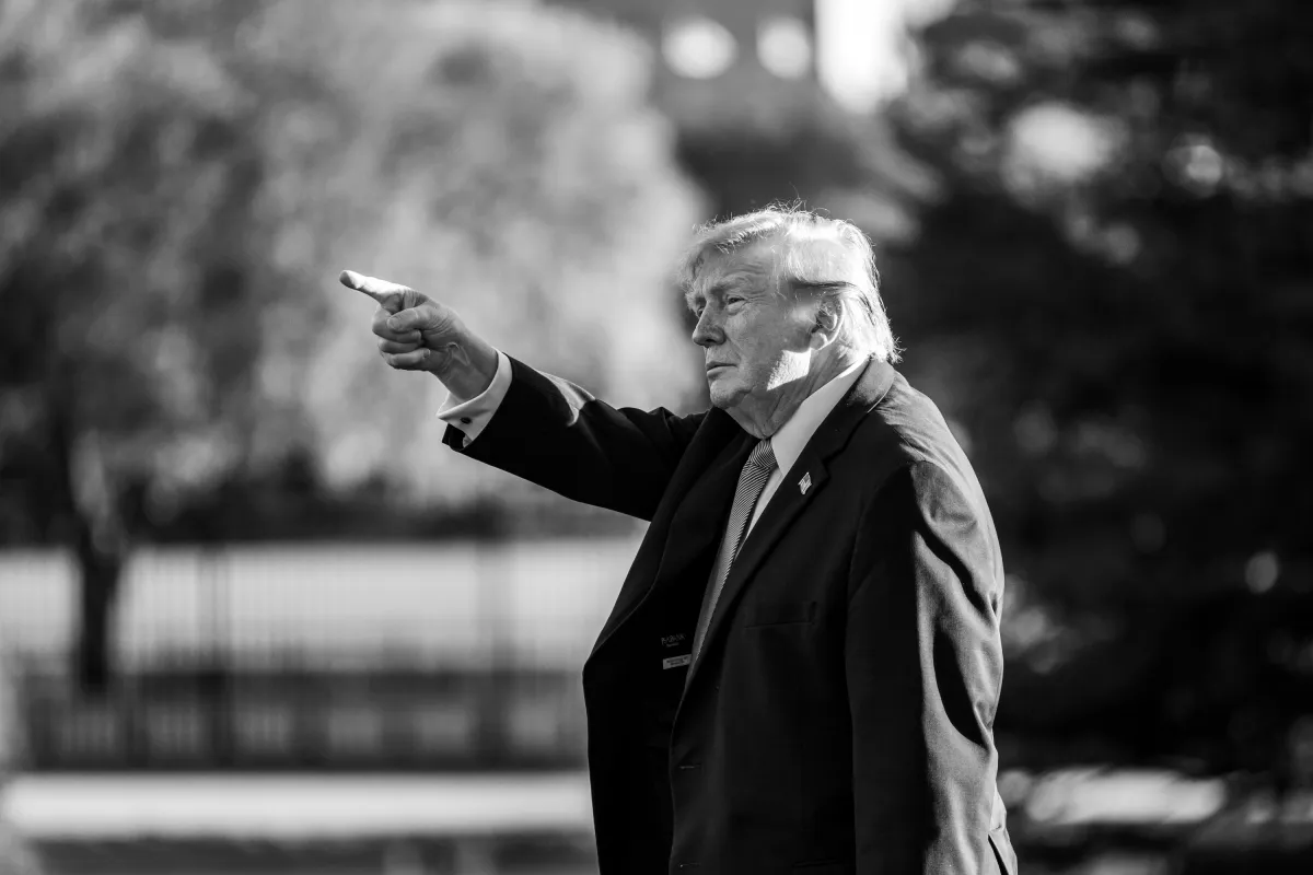 Trump a evocat posibilitatea impunerii unor taxe vamale de 200% împotriva Ucrainei și Rusiei pentru a pune capăt războiului / whitehouse.gov